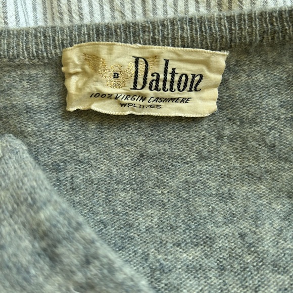 Vintage lot of FOUR cashmere cardigans - Picture 12 of 12